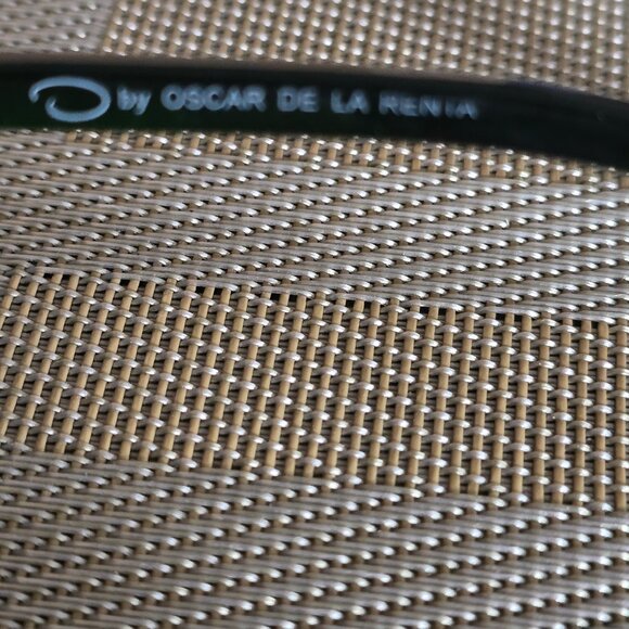 OSCAR DE LA RENTA Green Tint Cat Eye Sunglasses MOD 1198CE 300